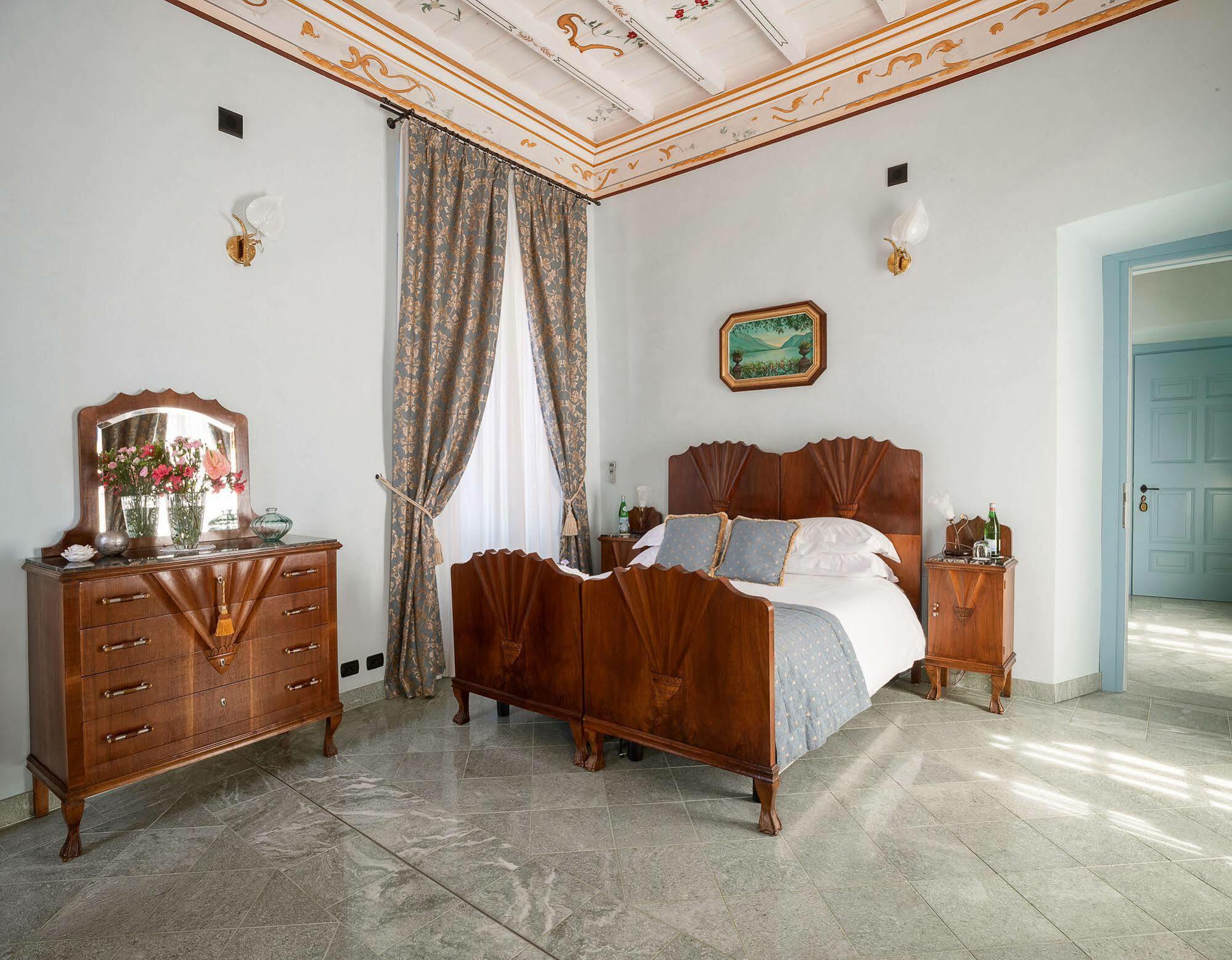 الشقق الفندقية ليتْسّينوفي  Palazzo Del Vicere المظهر الخارجي الصورة