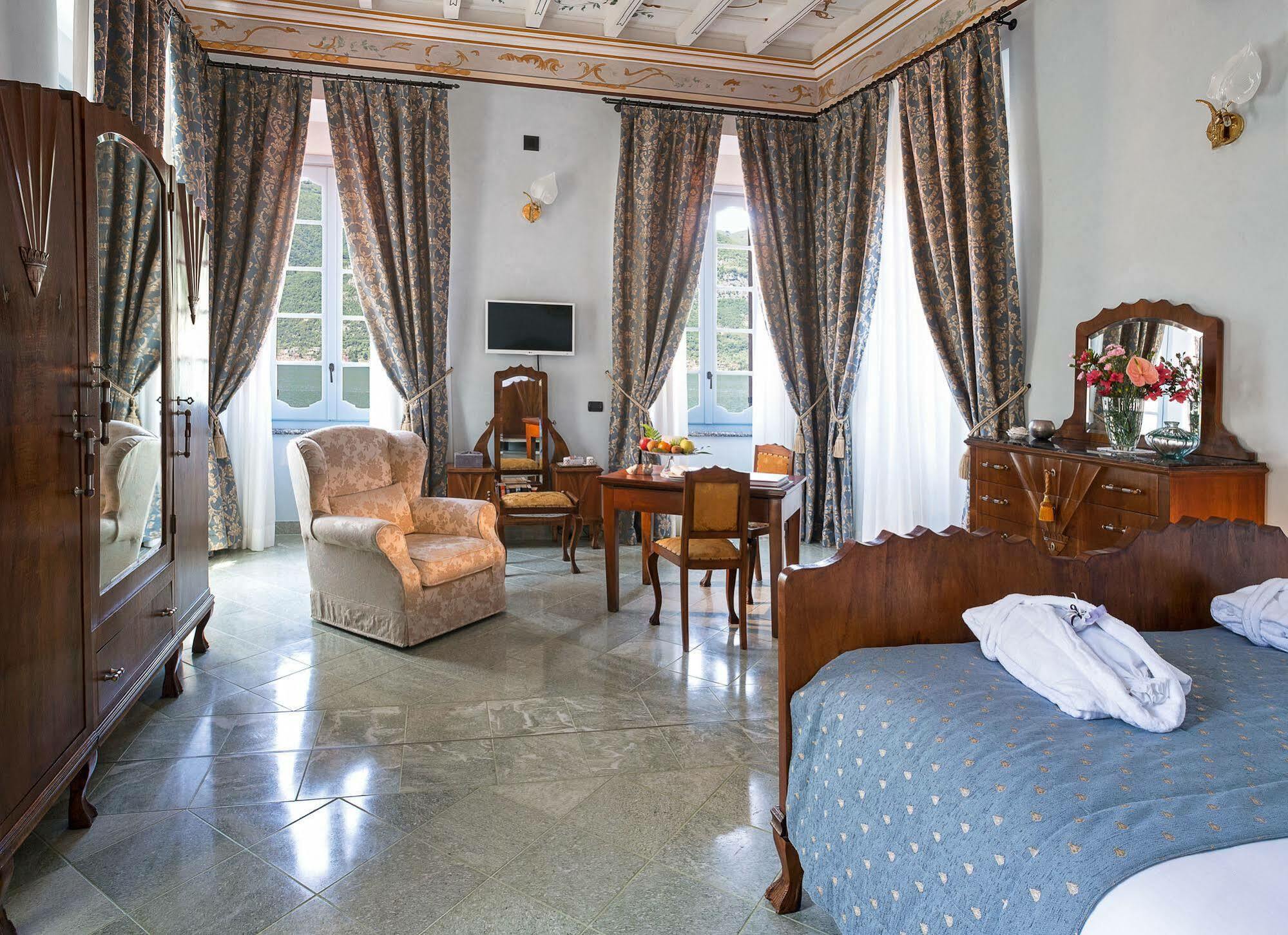 الشقق الفندقية ليتْسّينوفي  Palazzo Del Vicere المظهر الخارجي الصورة